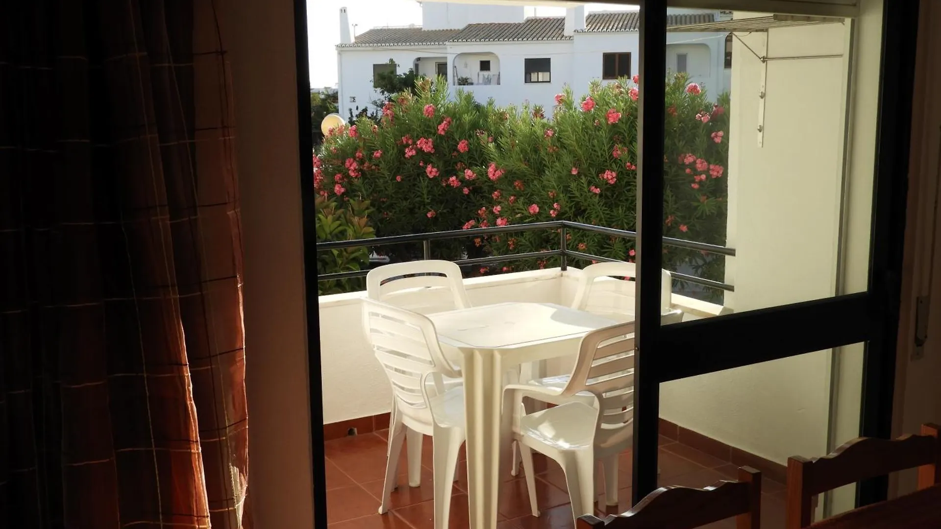 Alporchinhos Beach Garden Porches  Porches (Algarve)